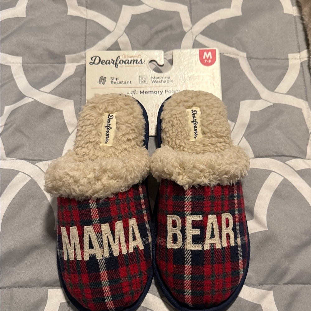 Dearfoams Womens Slippers - Red and Navy Plaid